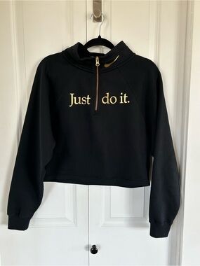 Just Do It Nike 1/4 zip crop sweater